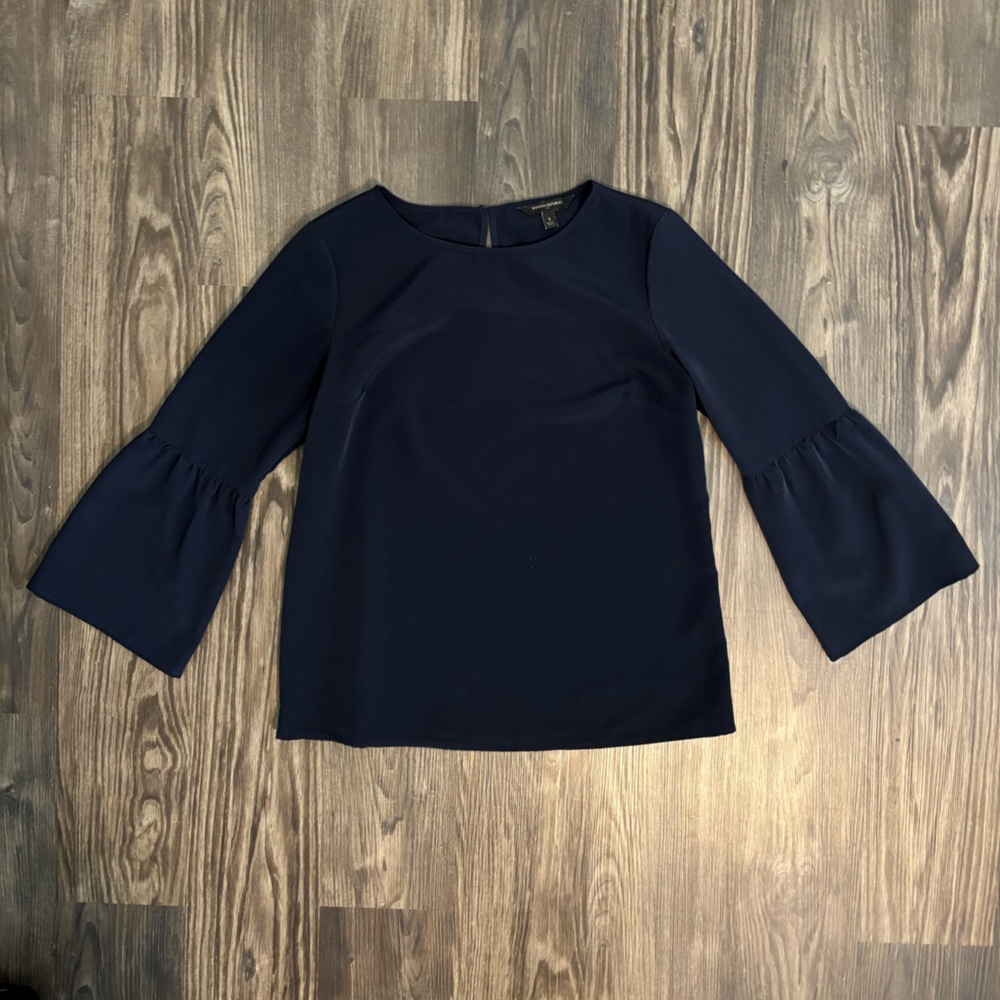 Banana Republic Factory Navy Sz. S 3/4 Bell Sleeve Top
